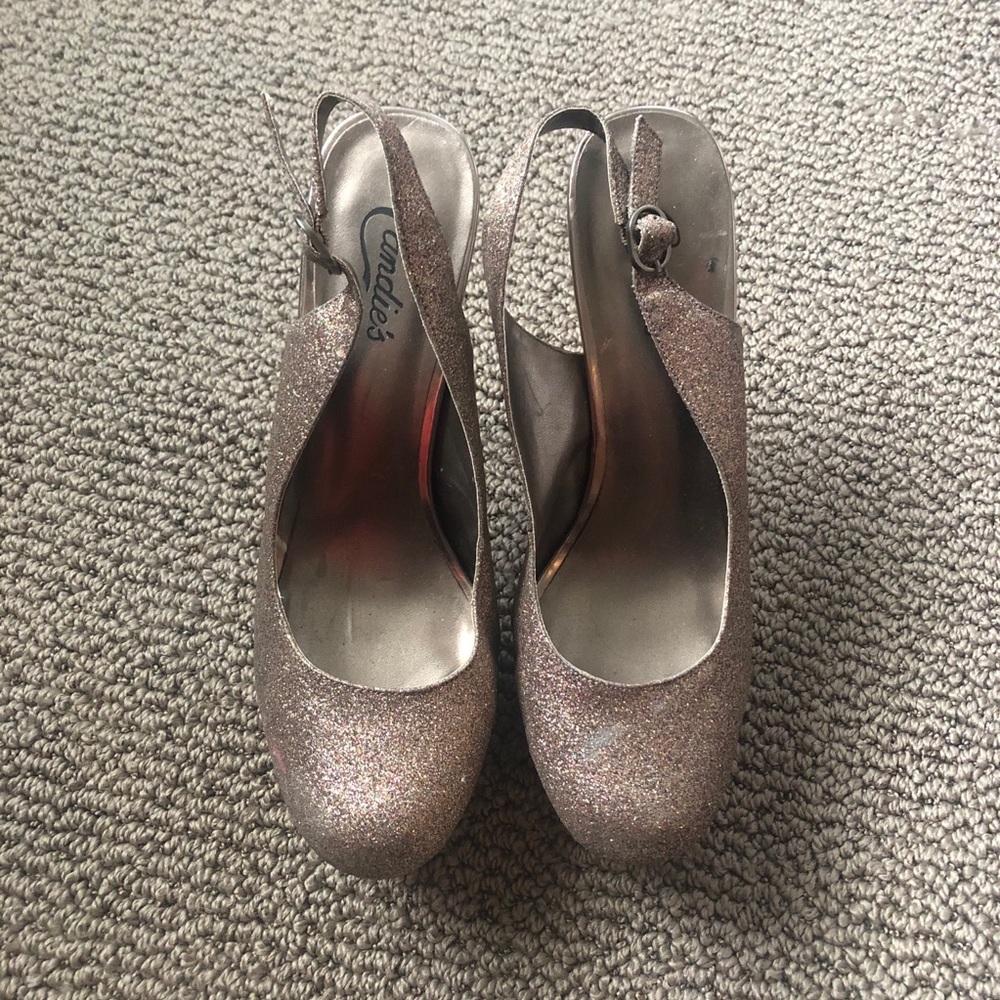 Candie’s Champagne Gold Glitter Heels Size 10